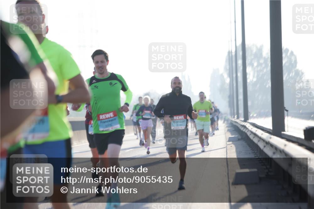03.10.2025 - Köhlbrandbrückenlauf Jannik Wohlers http://msf.ph/oto/9055435 03.10.2025 09:12:51 Position 3 2705, 3193 meine-sportfotos.de