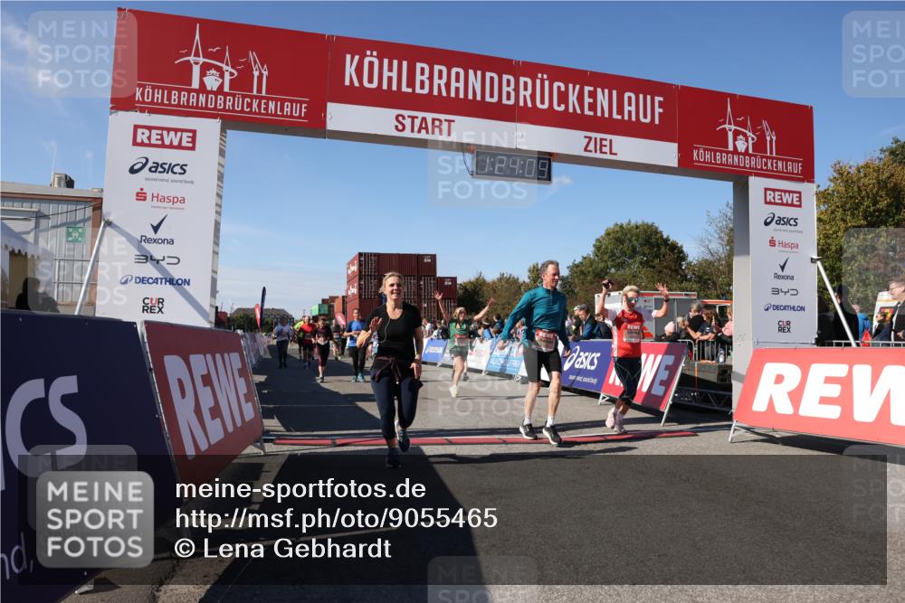 03.10.2025 - Köhlbrandbrückenlauf Lena Gebhardt http://msf.ph/oto/9055465 03.10.2025 13:24:09 Ziel 4442, 4529, 4647, 4657, 4698, 4942, 4943, 5106, 5321, 5350, 5361, 5387, 5389, 5419, 5432, 5986, 6119, 6168, 6169, 6442, 6443, 6557, 6643, 6701 meine-sportfotos.de
