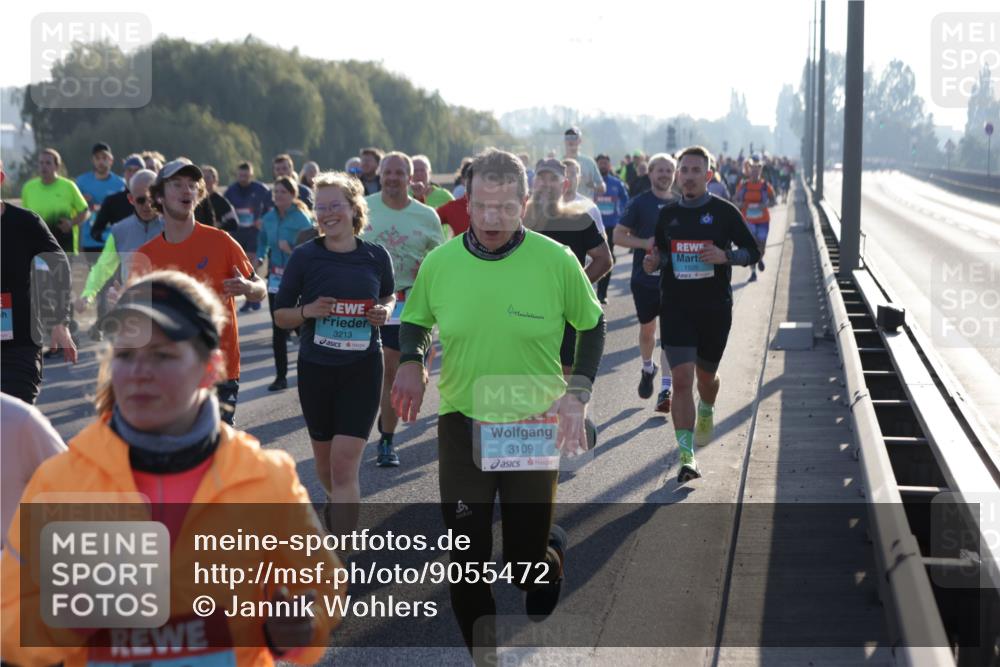 03.10.2025 - Köhlbrandbrückenlauf Jannik Wohlers http://msf.ph/oto/9055472 03.10.2025 09:20:36 Position 3 3213, 3109, 1525 meine-sportfotos.de