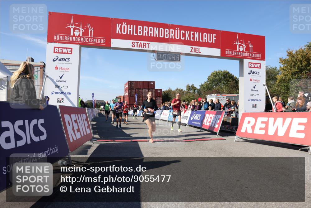 03.10.2025 - Köhlbrandbrückenlauf Lena Gebhardt http://msf.ph/oto/9055477 03.10.2025 13:07:49 Ziel 4159, 4310, 4382, 5993, 6120, 6163, 6285, 6384, 6651, 6696, 6744, 6800, 6821 meine-sportfotos.de