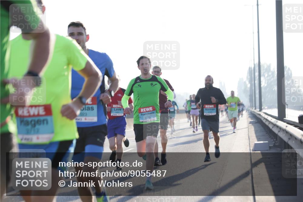 03.10.2025 - Köhlbrandbrückenlauf Jannik Wohlers http://msf.ph/oto/9055487 03.10.2025 09:12:52 Position 3 3772, 023, 3491, 2705, 3193 meine-sportfotos.de
