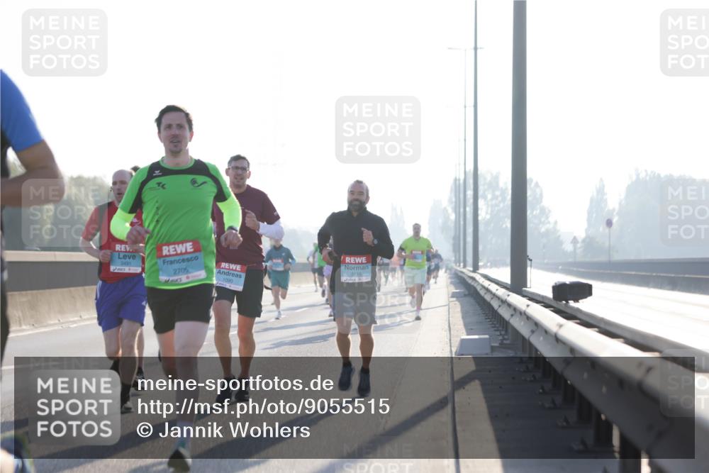 03.10.2025 - Köhlbrandbrückenlauf Jannik Wohlers http://msf.ph/oto/9055515 03.10.2025 09:12:52 Position 3 3491, 2705, 1090, 3193 meine-sportfotos.de