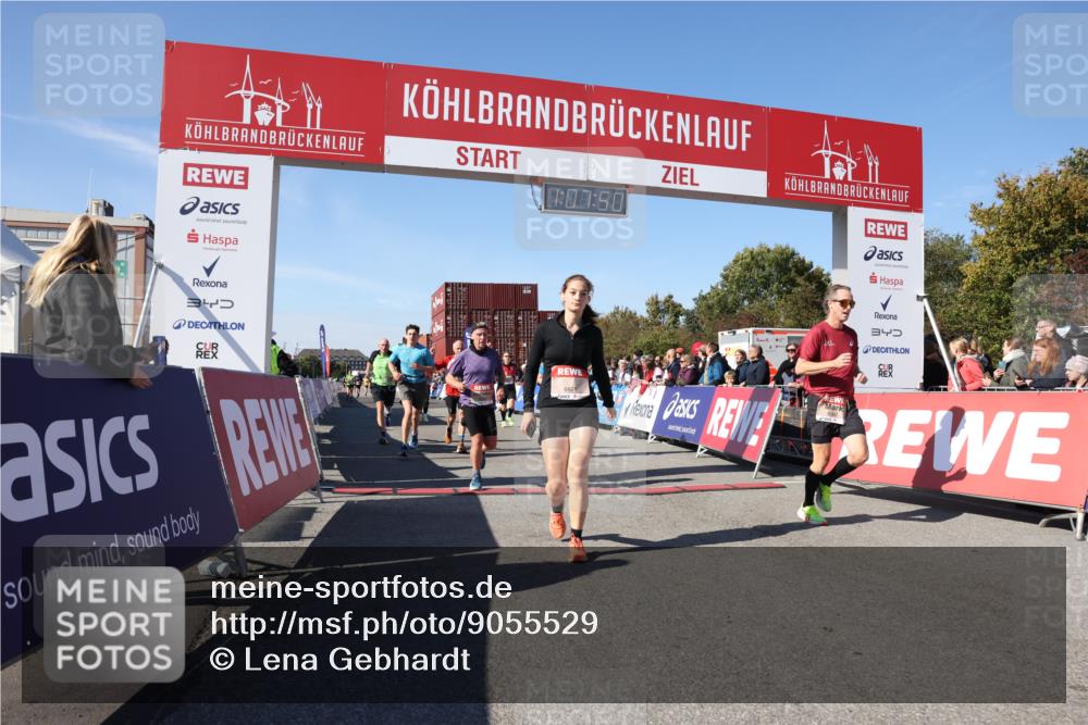 03.10.2025 - Köhlbrandbrückenlauf Lena Gebhardt http://msf.ph/oto/9055529 03.10.2025 13:07:51 Ziel 4159, 4310, 4382, 4639, 5993, 6120, 6163, 6244, 6285, 6384, 6409, 6651, 6696, 6800, 6821 meine-sportfotos.de