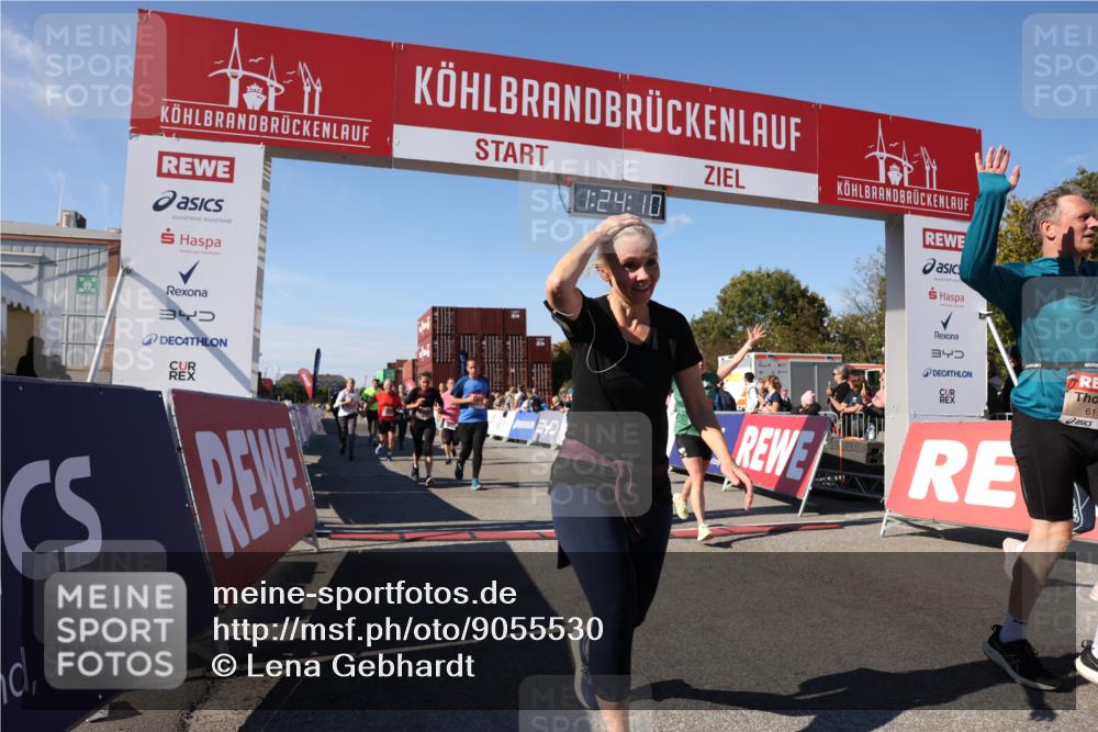 03.10.2025 - Köhlbrandbrückenlauf Lena Gebhardt http://msf.ph/oto/9055530 03.10.2025 13:24:11 Ziel 4286, 4442, 4529, 4657, 4698, 4942, 4943, 5085, 5106, 5321, 5350, 5387, 5389, 5419, 5432, 5986, 6119, 6168, 6169, 6442, 6443, 6557, 6643, 6701 meine-sportfotos.de