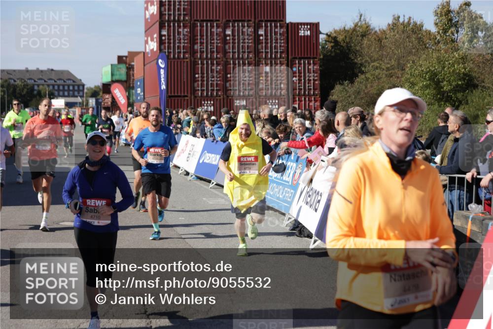 03.10.2025 - Köhlbrandbrückenlauf Jannik Wohlers http://msf.ph/oto/9055532 03.10.2025 13:10:25 Ziel 4147, 4364, 4429, 4479, 4710, 4711, 4774, 4822, 5029, 5689, 6024, 6294, 6587, 6781, 6782 meine-sportfotos.de