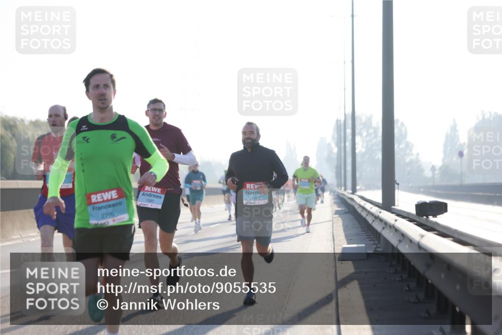 03.10.2025 - Köhlbrandbrückenlauf Jannik Wohlers http://msf.ph/oto/9055535 03.10.2025 09:12:52 Position 3 2705, 1090, 3193 meine-sportfotos.de