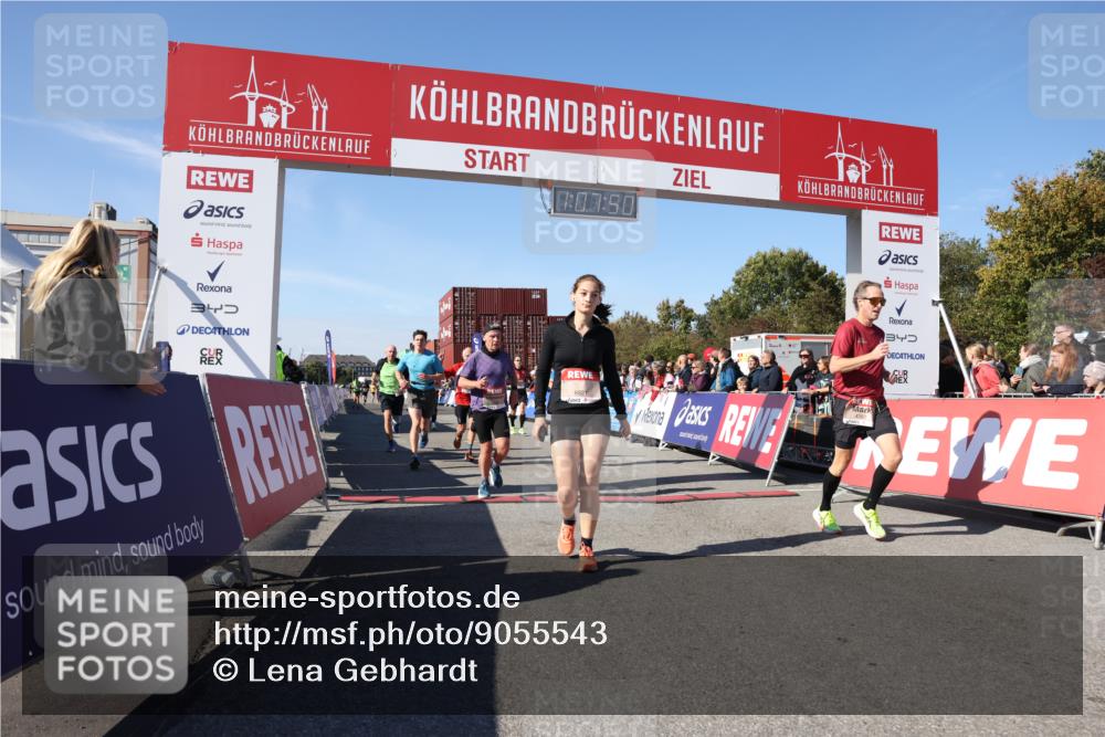 03.10.2025 - Köhlbrandbrückenlauf Lena Gebhardt http://msf.ph/oto/9055543 03.10.2025 13:07:51 Ziel 4159, 4310, 4382, 4639, 5993, 6120, 6163, 6244, 6285, 6384, 6409, 6651, 6696, 6800, 6821 meine-sportfotos.de