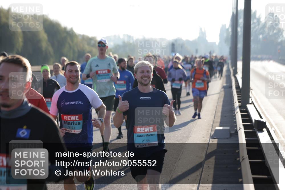 03.10.2025 - Köhlbrandbrückenlauf Jannik Wohlers http://msf.ph/oto/9055552 03.10.2025 09:20:38 Position 3 525, 2171, 2144 meine-sportfotos.de