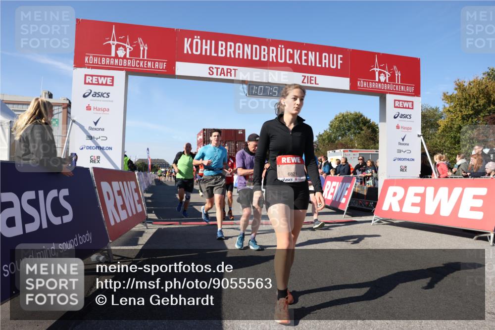 03.10.2025 - Köhlbrandbrückenlauf Lena Gebhardt http://msf.ph/oto/9055563 03.10.2025 13:07:52 Ziel 4159, 4310, 4382, 4639, 5993, 6120, 6163, 6244, 6285, 6384, 6409, 6651, 6696, 6800, 6821 meine-sportfotos.de