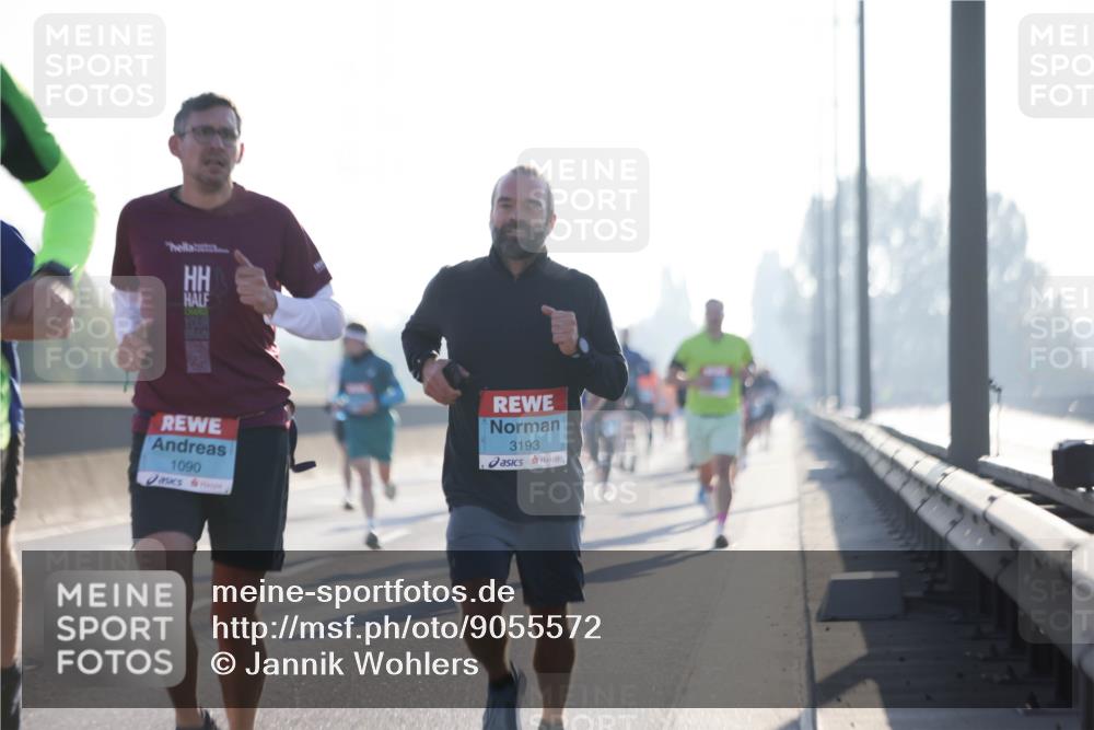 03.10.2025 - Köhlbrandbrückenlauf Jannik Wohlers http://msf.ph/oto/9055572 03.10.2025 09:12:53 Position 3 1090, 3193 meine-sportfotos.de
