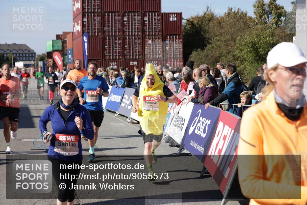 03.10.2025 - Köhlbrandbrückenlauf Jannik Wohlers http://msf.ph/oto/9055573 03.10.2025 13:10:26 Ziel 4147, 4364, 4429, 4479, 4710, 4711, 4774, 5029, 5689, 6024, 6294, 6587, 6781, 6782 meine-sportfotos.de