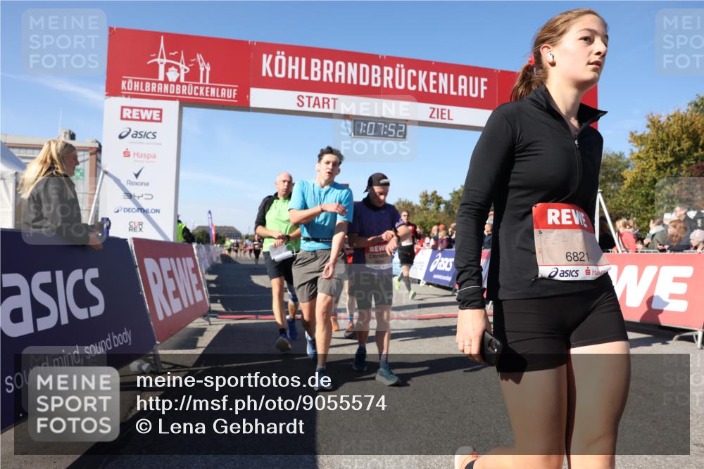 03.10.2025 - Köhlbrandbrückenlauf Lena Gebhardt http://msf.ph/oto/9055574 03.10.2025 13:07:53 Ziel 4159, 4310, 4382, 4639, 5959, 5993, 6120, 6163, 6244, 6285, 6348, 6384, 6409, 6651, 6696, 6821 meine-sportfotos.de