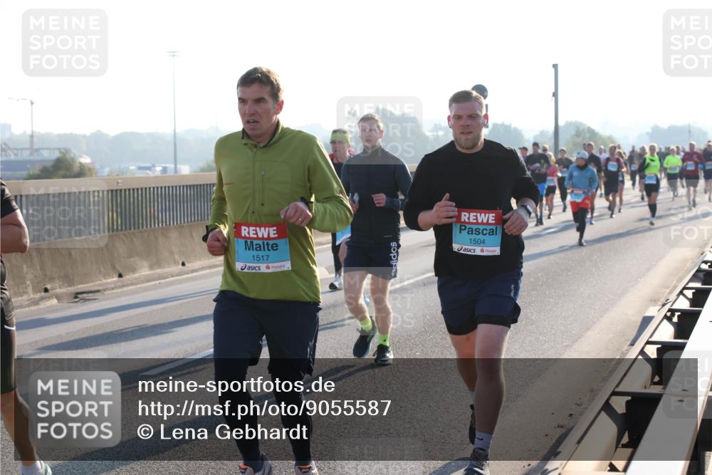 03.10.2025 - Köhlbrandbrückenlauf Lena Gebhardt http://msf.ph/oto/9055587 03.10.2025 09:17:04 Position 1 1517, 1504 meine-sportfotos.de