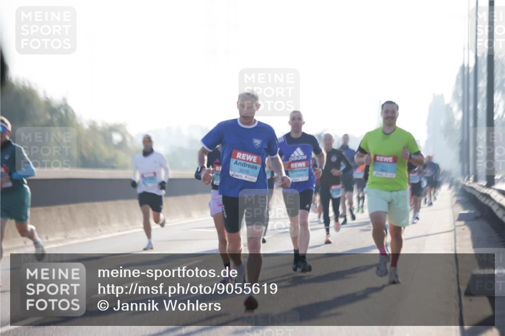 03.10.2025 - Köhlbrandbrückenlauf Jannik Wohlers http://msf.ph/oto/9055619 03.10.2025 09:12:55 Position 3 3078, 1028 meine-sportfotos.de