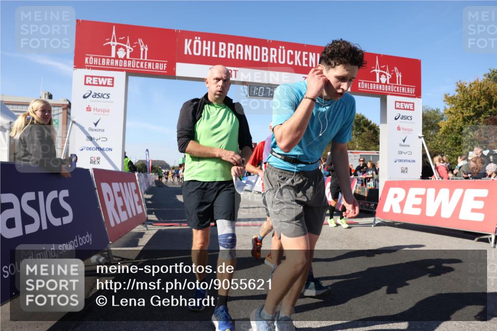 03.10.2025 - Köhlbrandbrückenlauf Lena Gebhardt http://msf.ph/oto/9055621 03.10.2025 13:07:54 Ziel 4159, 4310, 4382, 4639, 5959, 5993, 6120, 6163, 6244, 6285, 6348, 6384, 6409, 6651, 6696, 6821 meine-sportfotos.de