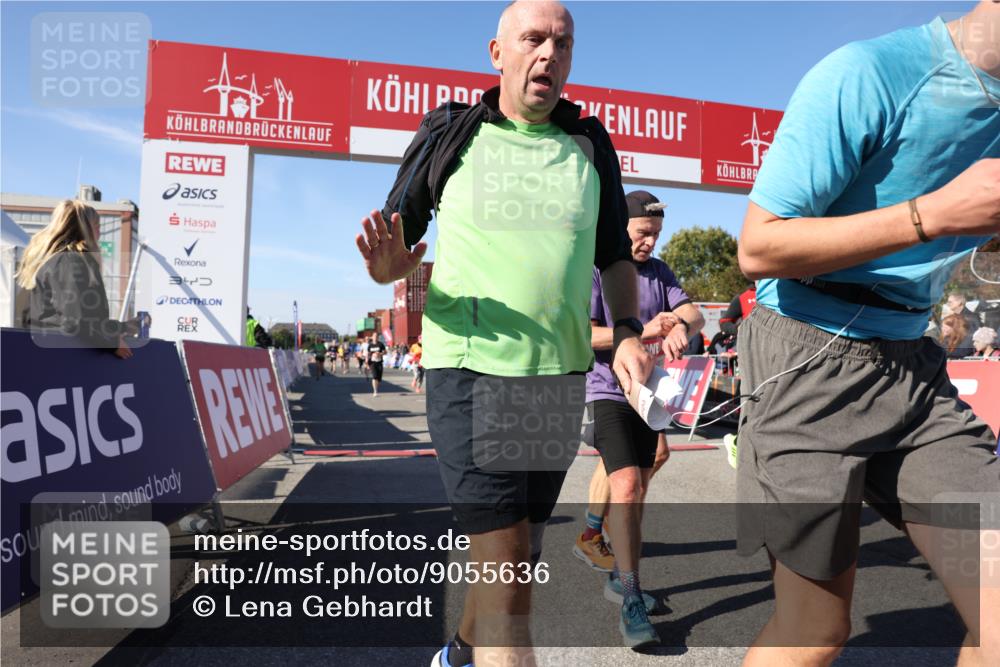 03.10.2025 - Köhlbrandbrückenlauf Lena Gebhardt http://msf.ph/oto/9055636 03.10.2025 13:07:54 Ziel 4159, 4310, 4382, 4639, 5959, 5993, 6120, 6163, 6244, 6285, 6348, 6384, 6409, 6651, 6696, 6821 meine-sportfotos.de