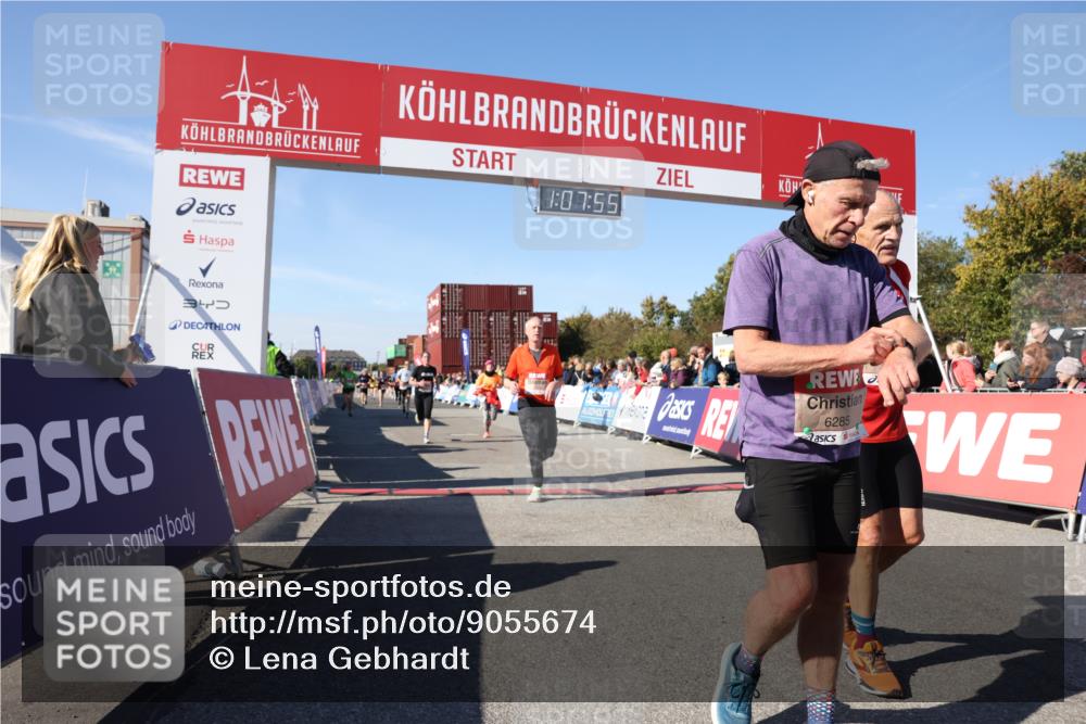 03.10.2025 - Köhlbrandbrückenlauf Lena Gebhardt http://msf.ph/oto/9055674 03.10.2025 13:07:55 Ziel 4159, 4184, 4310, 4382, 4395, 4639, 5959, 5993, 6022, 6120, 6163, 6244, 6285, 6348, 6384, 6409, 6651, 6696, 6821 meine-sportfotos.de