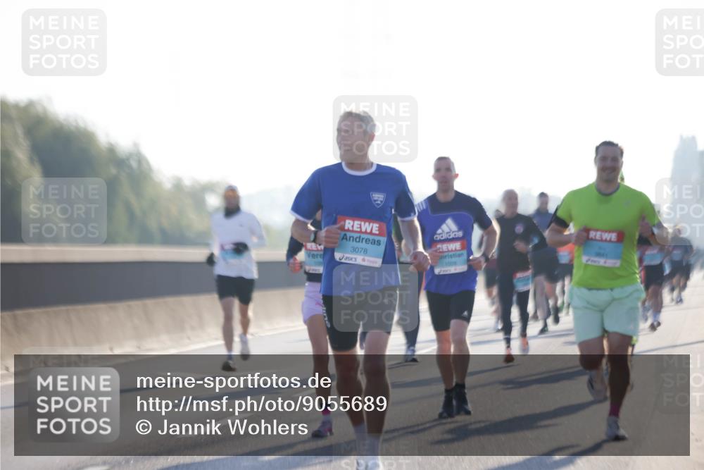 03.10.2025 - Köhlbrandbrückenlauf Jannik Wohlers http://msf.ph/oto/9055689 03.10.2025 09:12:56 Position 3 3078, 1028 meine-sportfotos.de