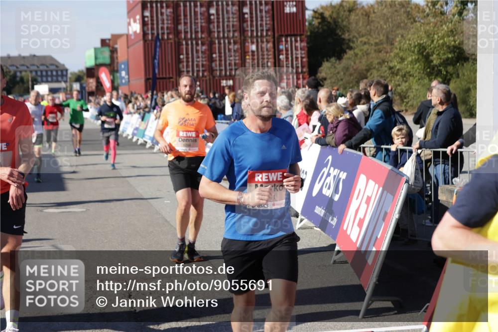 03.10.2025 - Köhlbrandbrückenlauf Jannik Wohlers http://msf.ph/oto/9055691 03.10.2025 13:10:27 Ziel 4147, 4364, 4386, 4429, 4479, 4710, 4711, 4774, 5383, 5689, 5738, 5889, 6024, 6177, 6294, 6587, 6779, 6781, 6782 meine-sportfotos.de