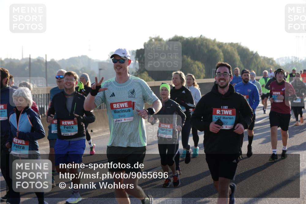 03.10.2025 - Köhlbrandbrückenlauf Jannik Wohlers http://msf.ph/oto/9055696 03.10.2025 09:20:41 Position 3 3570, 1561, 2449, 3252, 672 meine-sportfotos.de