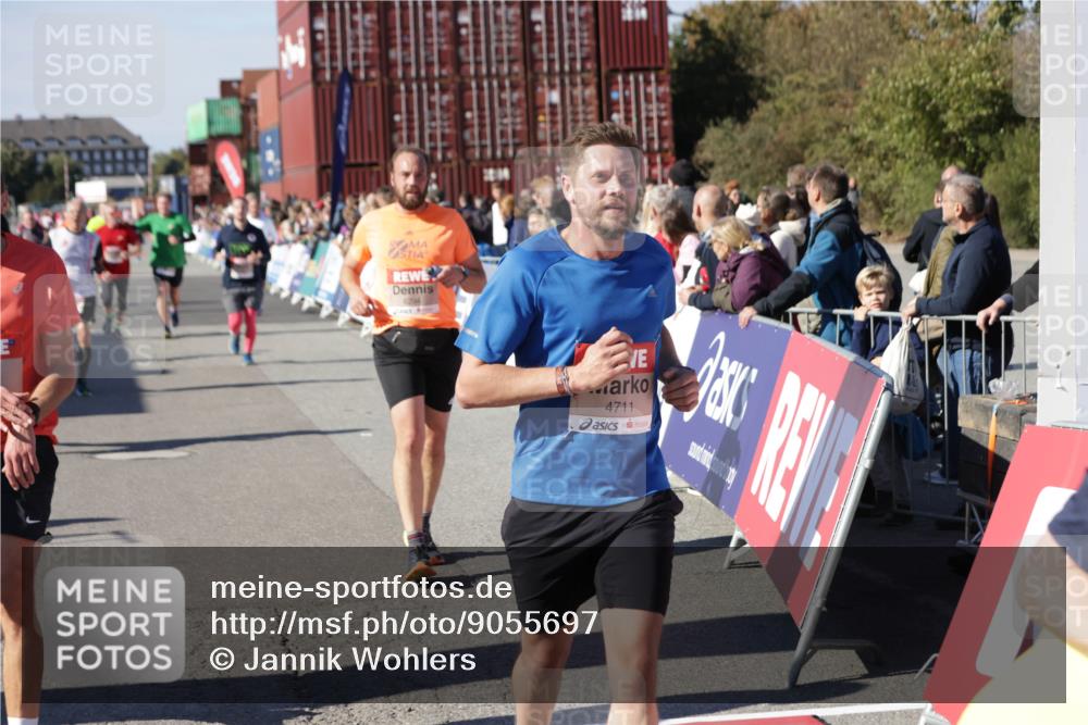 03.10.2025 - Köhlbrandbrückenlauf Jannik Wohlers http://msf.ph/oto/9055697 03.10.2025 13:10:27 Ziel 4147, 4364, 4386, 4429, 4479, 4710, 4711, 4774, 5383, 5689, 5738, 5889, 6024, 6177, 6294, 6587, 6779, 6781, 6782 meine-sportfotos.de