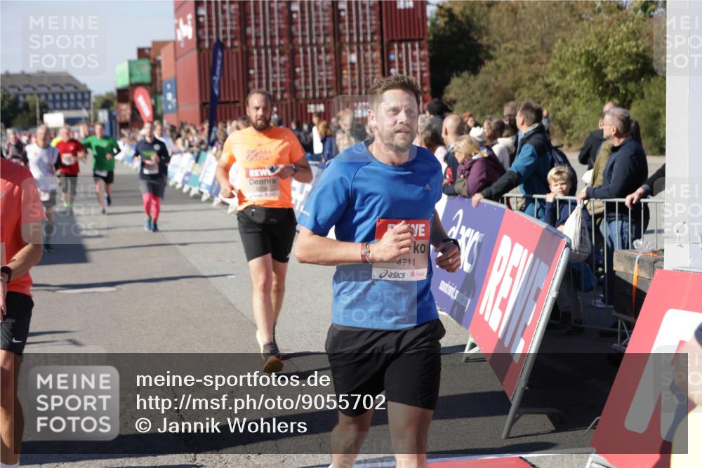 03.10.2025 - Köhlbrandbrückenlauf Jannik Wohlers http://msf.ph/oto/9055702 03.10.2025 13:10:28 Ziel 4147, 4364, 4386, 4429, 4479, 4710, 4711, 4774, 5229, 5383, 5689, 5738, 5889, 6024, 6177, 6294, 6587, 6779, 6781, 6782 meine-sportfotos.de