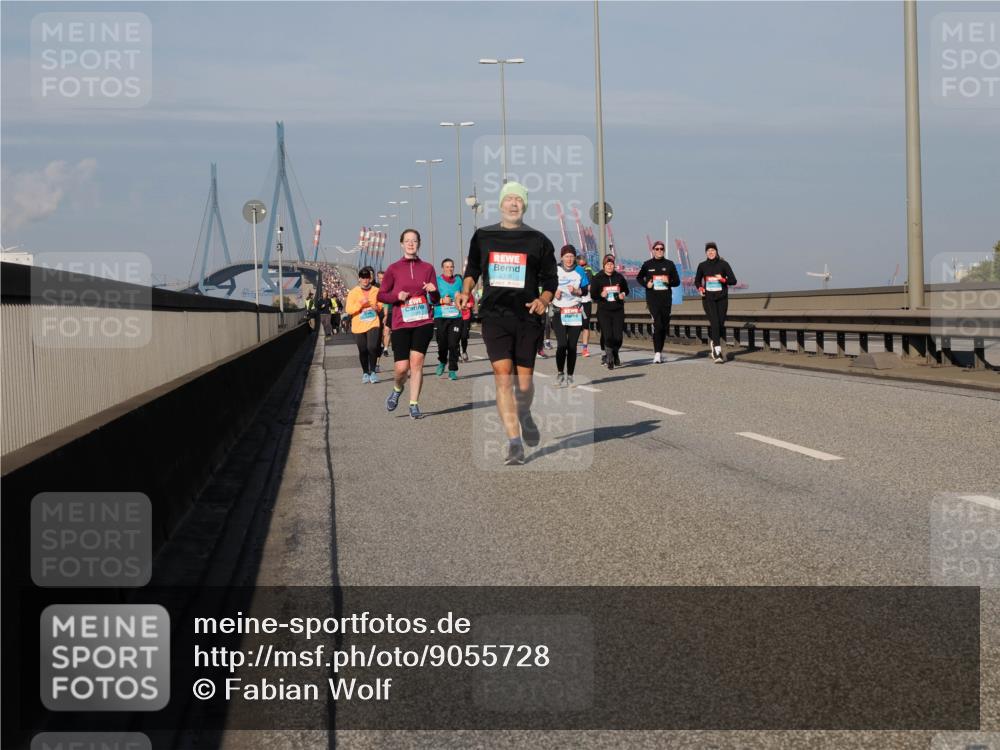 03.10.2025 - Köhlbrandbrückenlauf Fabian Wolf http://msf.ph/oto/9055728 03.10.2025 10:03:11 Position 3  meine-sportfotos.de