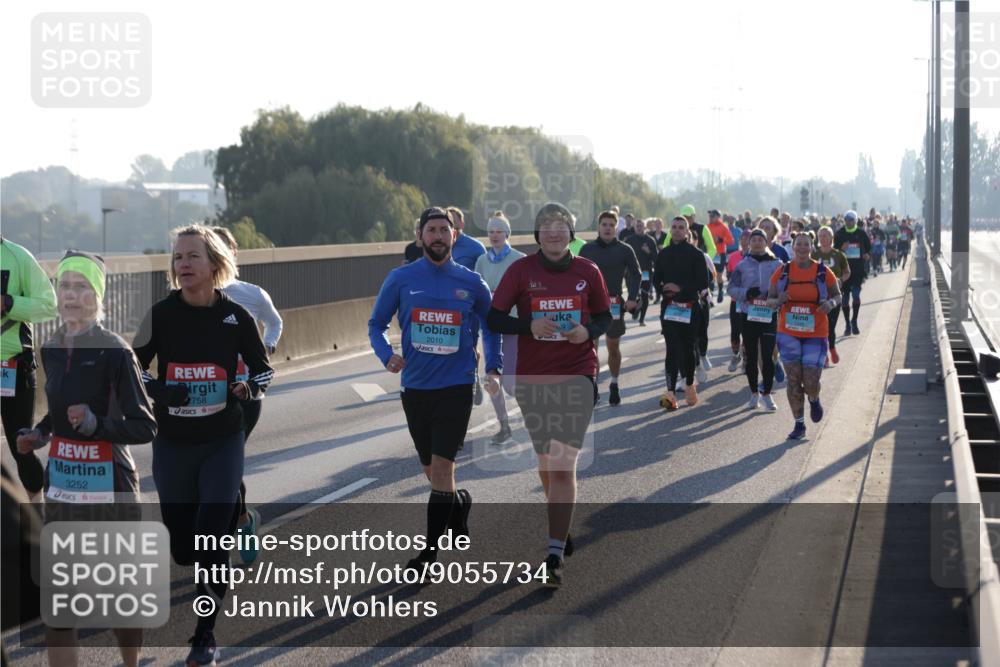 03.10.2025 - Köhlbrandbrückenlauf Jannik Wohlers http://msf.ph/oto/9055734 03.10.2025 09:20:42 Position 3 3252, 2758, 2010 meine-sportfotos.de