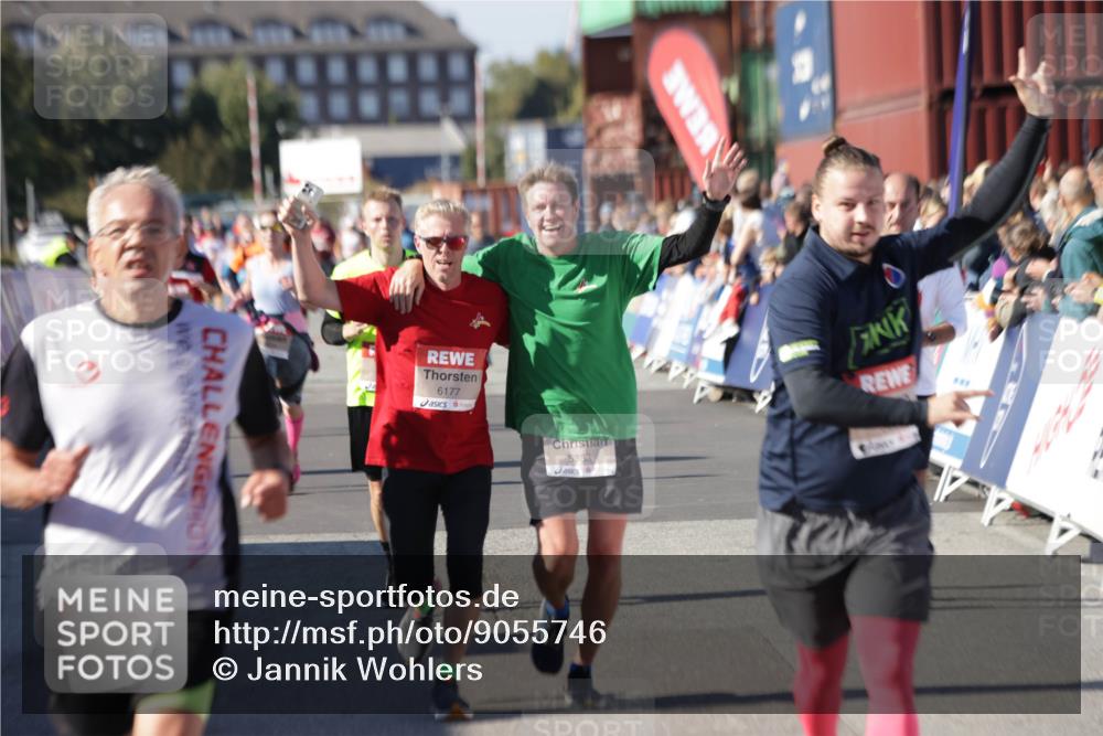 03.10.2025 - Köhlbrandbrückenlauf Jannik Wohlers http://msf.ph/oto/9055746 03.10.2025 13:10:30 Ziel 4386, 4429, 4479, 4710, 4711, 4774, 5229, 5383, 5689, 5738, 5889, 6024, 6177, 6294, 6779, 6781, 6782 meine-sportfotos.de