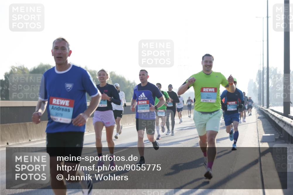 03.10.2025 - Köhlbrandbrückenlauf Jannik Wohlers http://msf.ph/oto/9055775 03.10.2025 09:12:58 Position 3 3078, 1028, 3841 meine-sportfotos.de
