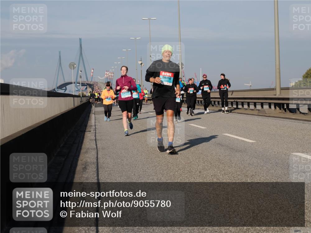 03.10.2025 - Köhlbrandbrückenlauf Fabian Wolf http://msf.ph/oto/9055780 03.10.2025 10:03:12 Position 3 2309 meine-sportfotos.de
