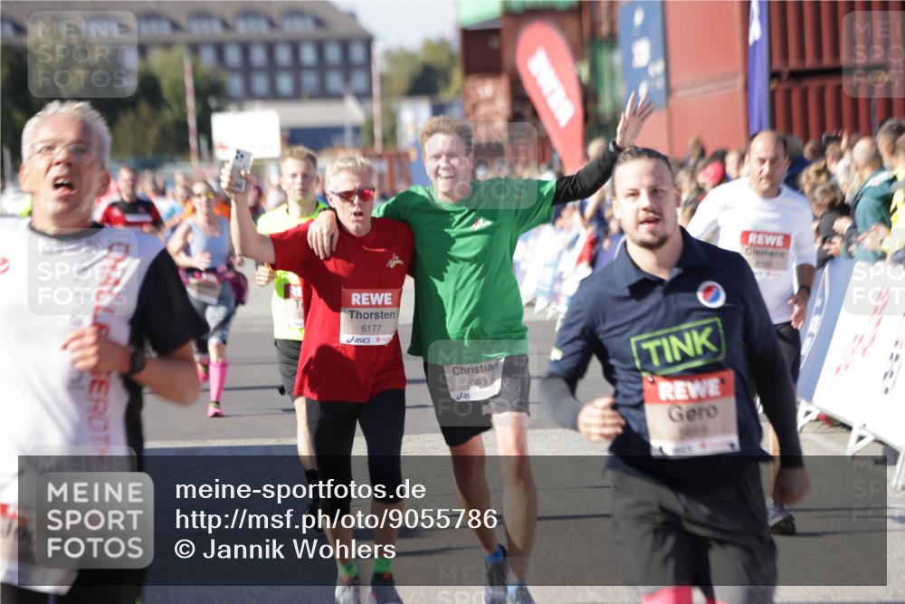 03.10.2025 - Köhlbrandbrückenlauf Jannik Wohlers http://msf.ph/oto/9055786 03.10.2025 13:10:30 Ziel 4386, 4429, 4479, 4710, 4711, 4774, 5229, 5383, 5689, 5738, 5889, 6024, 6177, 6294, 6779, 6781, 6782 meine-sportfotos.de