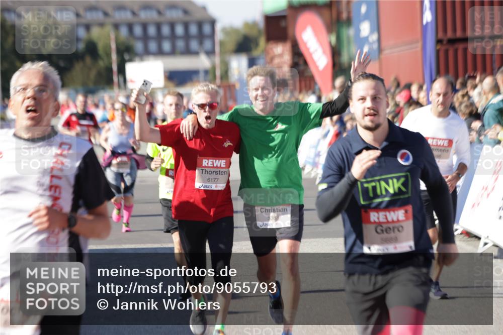 03.10.2025 - Köhlbrandbrückenlauf Jannik Wohlers http://msf.ph/oto/9055793 03.10.2025 13:10:31 Ziel 4386, 4429, 4479, 4710, 4711, 4774, 5229, 5383, 5689, 5738, 5889, 6024, 6177, 6294, 6779, 6781, 6782 meine-sportfotos.de