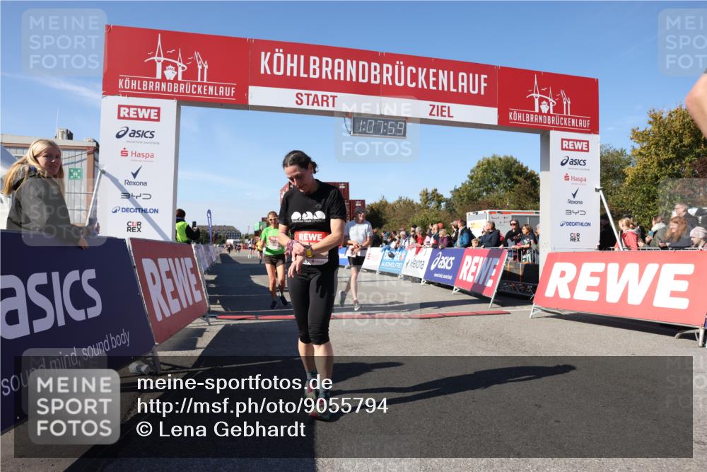 03.10.2025 - Köhlbrandbrückenlauf Lena Gebhardt http://msf.ph/oto/9055794 03.10.2025 13:08:00 Ziel 4184, 4310, 4357, 4395, 4639, 5959, 5993, 6022, 6120, 6163, 6244, 6285, 6348, 6409, 6635, 6651, 6696 meine-sportfotos.de