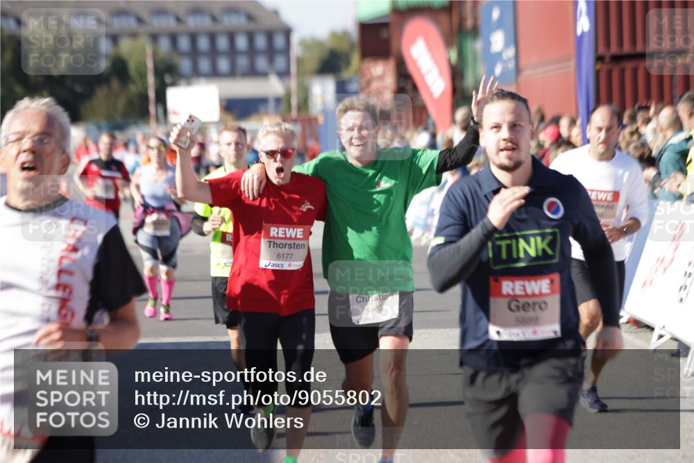03.10.2025 - Köhlbrandbrückenlauf Jannik Wohlers http://msf.ph/oto/9055802 03.10.2025 13:10:31 Ziel 4386, 4429, 4479, 4710, 4711, 4774, 5229, 5383, 5689, 5738, 5889, 6024, 6177, 6294, 6779, 6781, 6782 meine-sportfotos.de