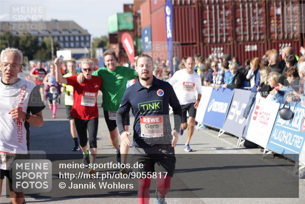 03.10.2025 - Köhlbrandbrückenlauf Jannik Wohlers http://msf.ph/oto/9055817 03.10.2025 13:10:31 Ziel 4386, 4429, 4479, 4710, 4711, 4774, 5229, 5383, 5689, 5738, 5889, 6024, 6177, 6294, 6779, 6781, 6782 meine-sportfotos.de