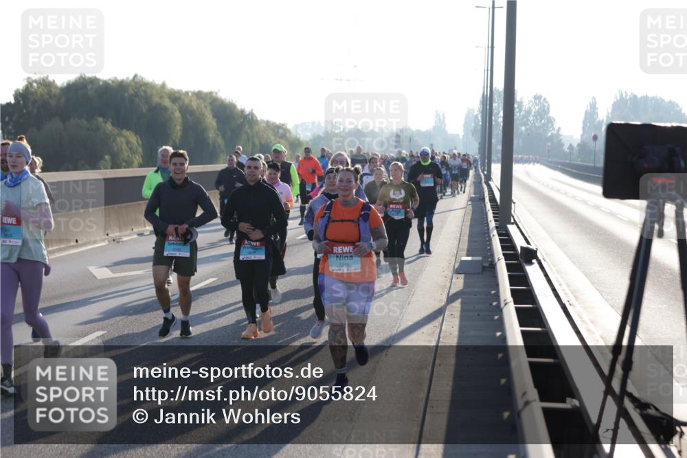 03.10.2025 - Köhlbrandbrückenlauf Jannik Wohlers http://msf.ph/oto/9055824 03.10.2025 09:20:44 Position 3 3803, 1348 meine-sportfotos.de