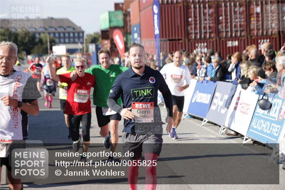 03.10.2025 - Köhlbrandbrückenlauf Jannik Wohlers http://msf.ph/oto/9055825 03.10.2025 13:10:31 Ziel 4386, 4429, 4479, 4710, 4711, 4774, 5229, 5383, 5689, 5738, 5889, 6024, 6177, 6294, 6779, 6781, 6782 meine-sportfotos.de