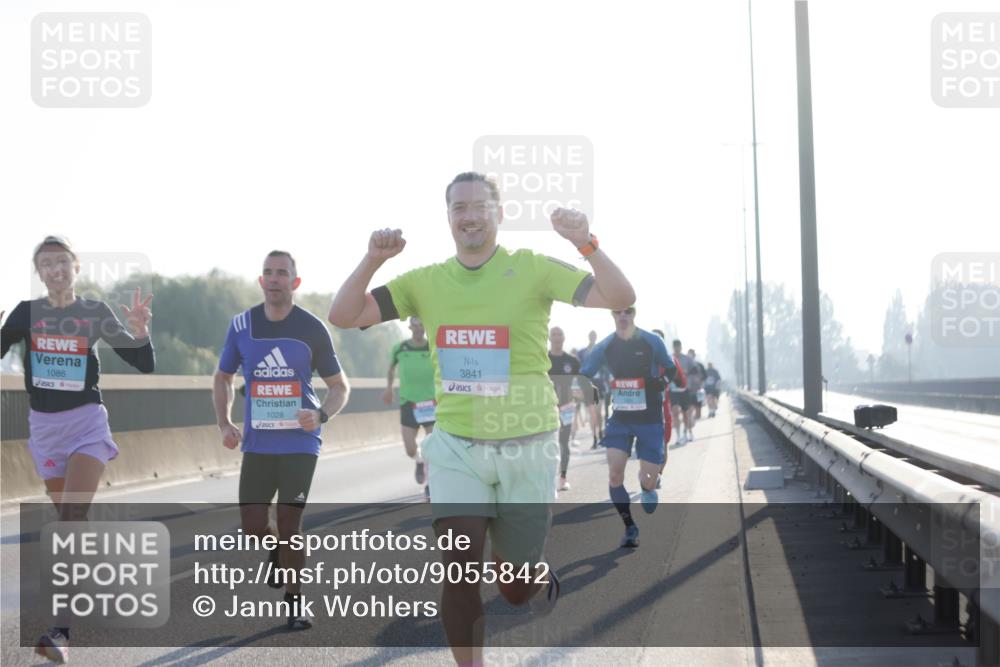 03.10.2025 - Köhlbrandbrückenlauf Jannik Wohlers http://msf.ph/oto/9055842 03.10.2025 09:12:59 Position 3 1086, 1028, 3841 meine-sportfotos.de