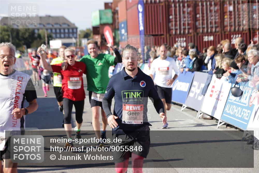 03.10.2025 - Köhlbrandbrückenlauf Jannik Wohlers http://msf.ph/oto/9055846 03.10.2025 13:10:31 Ziel 4386, 4429, 4479, 4710, 4711, 4774, 5229, 5383, 5689, 5738, 5889, 6024, 6177, 6294, 6779, 6781, 6782 meine-sportfotos.de