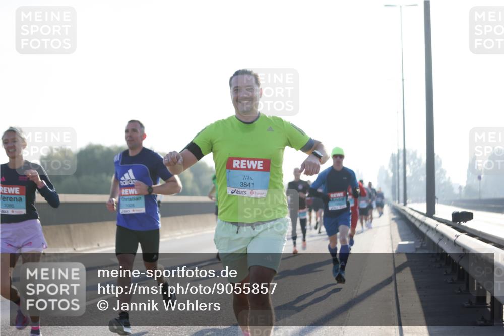 03.10.2025 - Köhlbrandbrückenlauf Jannik Wohlers http://msf.ph/oto/9055857 03.10.2025 09:12:59 Position 3 1086, 1028, 3841 meine-sportfotos.de