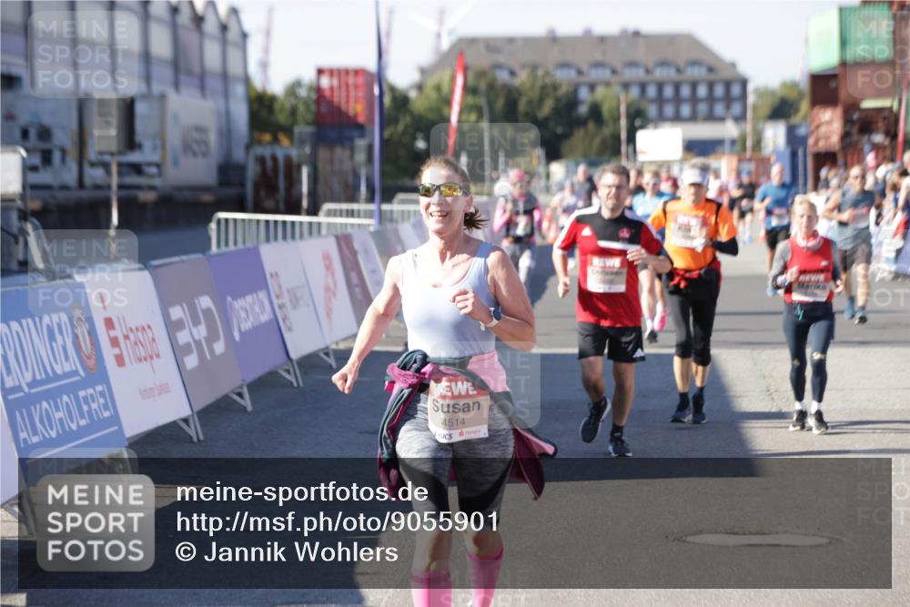 03.10.2025 - Köhlbrandbrückenlauf Jannik Wohlers http://msf.ph/oto/9055901 03.10.2025 13:10:38 Ziel 4386, 4429, 4488, 4514, 5229, 5383, 5410, 5689, 5738, 5753, 5889, 6024, 6177, 6269, 6273, 6294, 6779 meine-sportfotos.de