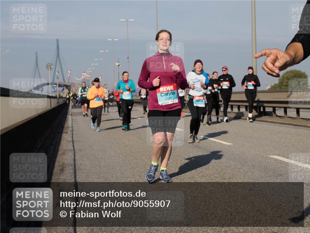 03.10.2025 - Köhlbrandbrückenlauf Fabian Wolf http://msf.ph/oto/9055907 03.10.2025 10:03:16 Position 3 2128, 41 meine-sportfotos.de