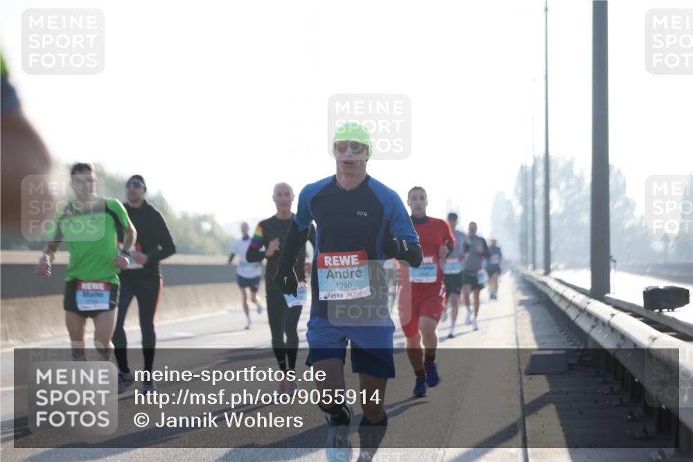 03.10.2025 - Köhlbrandbrückenlauf Jannik Wohlers http://msf.ph/oto/9055914 03.10.2025 09:13:00 Position 3 1050 meine-sportfotos.de