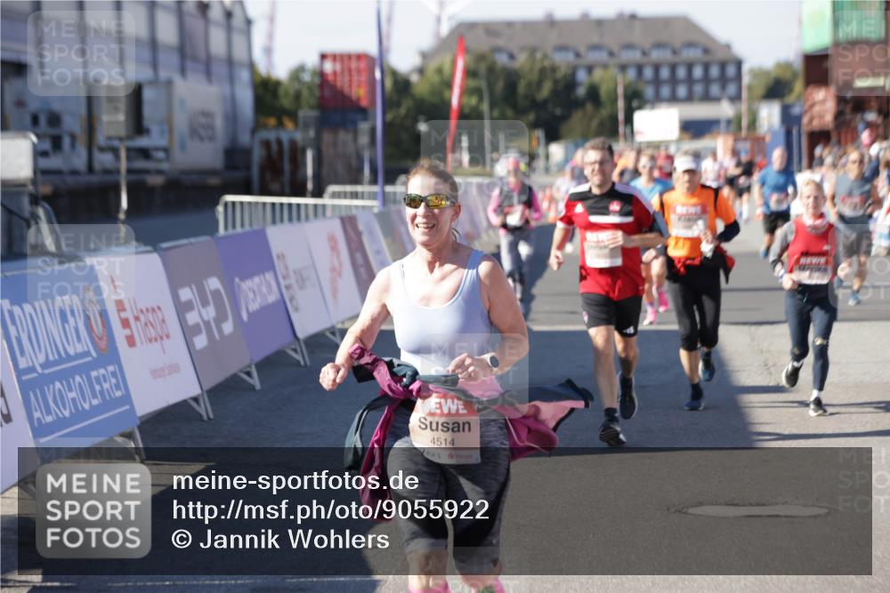 03.10.2025 - Köhlbrandbrückenlauf Jannik Wohlers http://msf.ph/oto/9055922 03.10.2025 13:10:38 Ziel 4386, 4429, 4488, 4514, 5229, 5383, 5410, 5689, 5738, 5753, 5889, 6024, 6177, 6269, 6273, 6294, 6779 meine-sportfotos.de