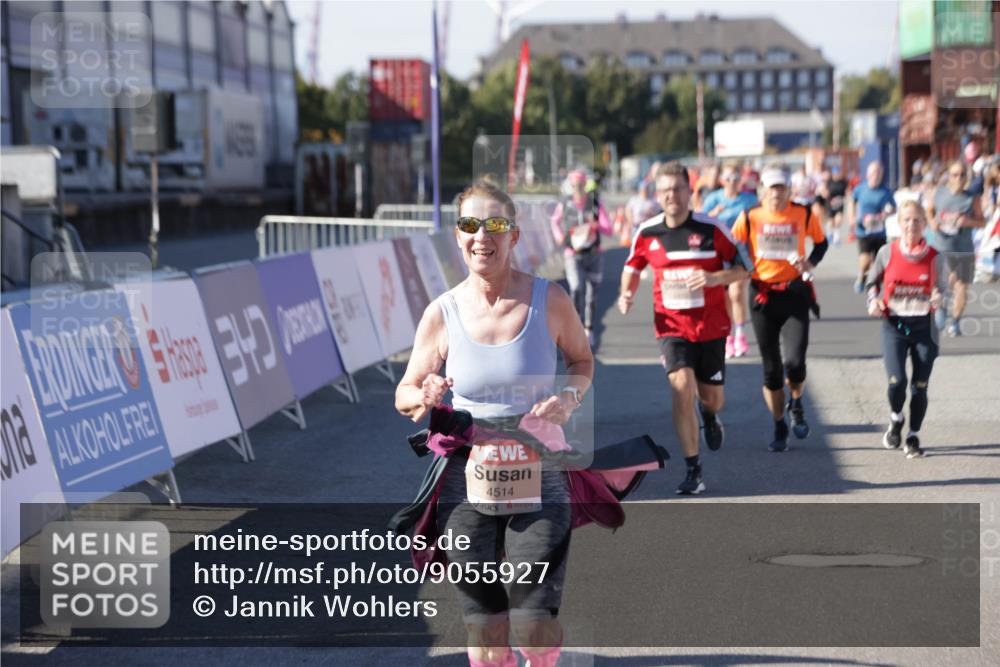 03.10.2025 - Köhlbrandbrückenlauf Jannik Wohlers http://msf.ph/oto/9055927 03.10.2025 13:10:38 Ziel 4386, 4429, 4488, 4514, 5229, 5383, 5410, 5689, 5738, 5753, 5889, 6024, 6177, 6269, 6273, 6294, 6779 meine-sportfotos.de