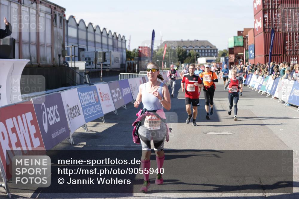 03.10.2025 - Köhlbrandbrückenlauf Jannik Wohlers http://msf.ph/oto/9055940 03.10.2025 13:10:38 Ziel 4386, 4429, 4488, 4514, 5229, 5383, 5410, 5689, 5738, 5753, 5889, 6024, 6177, 6269, 6273, 6294, 6779 meine-sportfotos.de