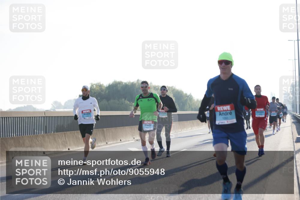 03.10.2025 - Köhlbrandbrückenlauf Jannik Wohlers http://msf.ph/oto/9055948 03.10.2025 09:13:01 Position 3 78051, 4, 1050 meine-sportfotos.de