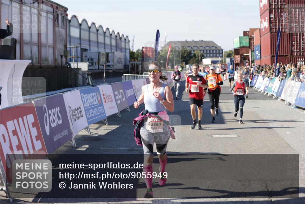 03.10.2025 - Köhlbrandbrückenlauf Jannik Wohlers http://msf.ph/oto/9055949 03.10.2025 13:10:38 Ziel 4386, 4429, 4488, 4514, 5229, 5383, 5410, 5689, 5738, 5753, 5889, 6024, 6177, 6269, 6273, 6294, 6779 meine-sportfotos.de