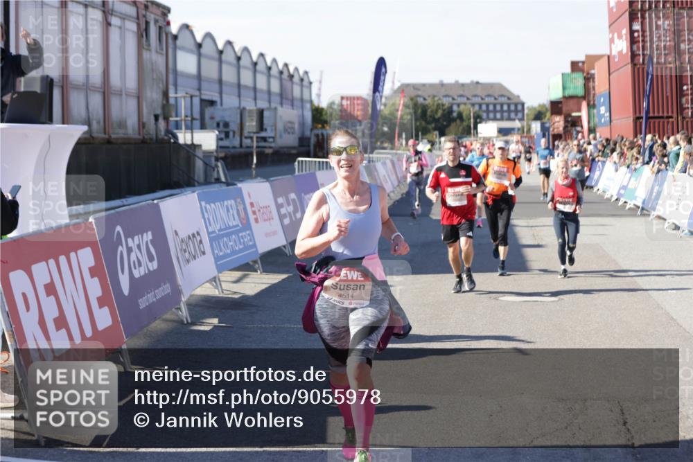 03.10.2025 - Köhlbrandbrückenlauf Jannik Wohlers http://msf.ph/oto/9055978 03.10.2025 13:10:39 Ziel 4081, 4386, 4429, 4488, 4514, 5229, 5383, 5410, 5689, 5738, 5753, 5889, 6024, 6177, 6269, 6273, 6779 meine-sportfotos.de